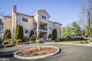 1439 Byberry Rd, Huntingdon Valley, PA 19006