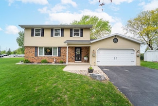 1089 Audrey Ct, North Fond Du Lac, WI 54937