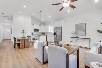 3870 Chestnut St, North Charleston, SC 29405