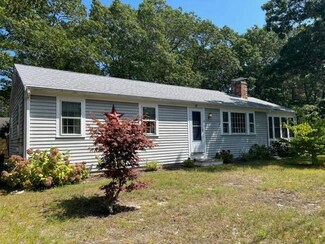 8 Rogers Ave, South Yarmouth, MA 02664