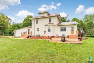 28437 462nd Ave, Davis, SD 57021