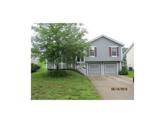 6501 S Brookside Rd, Pleasant Valley, MO 64068