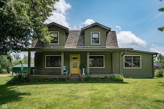 8009 Rinnie Seitz Rd, Nashville, IN 47448