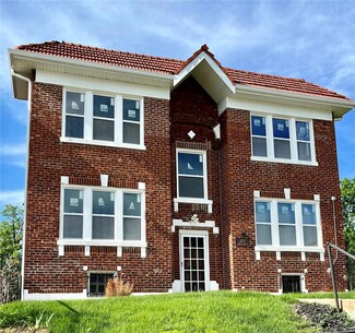 5577 Maple Ave, Saint Louis, MO 63112