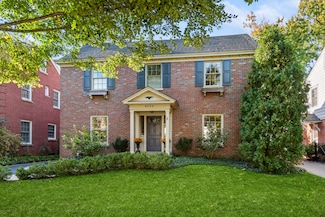 2131 Kenilworth Ave, Wilmette, IL 60091