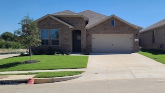1905 Jackson St, Cleburne, TX 76033