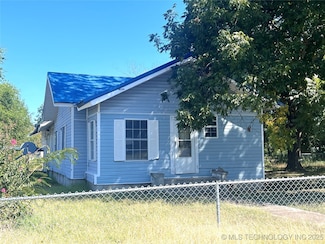 301 Pittsburg Ave, Pittsburg, OK 74560