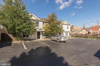 56 S Charlotte St Unit B3, Pottstown, PA 19464