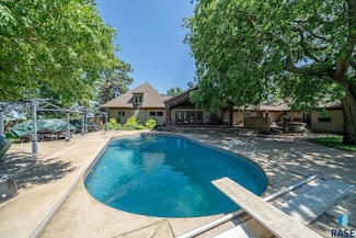 25463 473rd Ave, Baltic, SD 57003