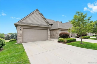 5624 Knob Hill Cir, Village of Clarkston, MI 48348