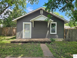 2001 E 9th St, Sedalia, MO 65301