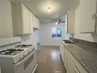 4223 W Broadway Unit B, Hawthorne, CA 90250