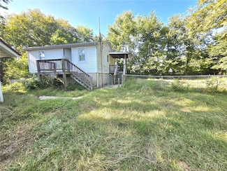 412 E Frisco St, Pacific, MO 63069