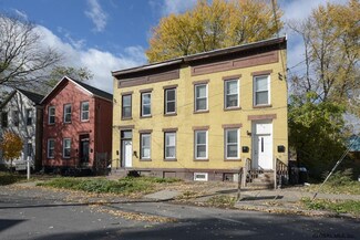 1059 Barrett St, Schenectady, NY 12305
