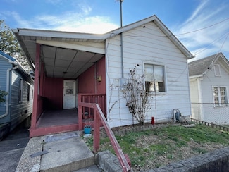 1325 Stuart St, Charleston, WV 25302