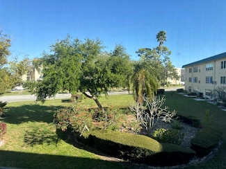5750 80th St N Unit 203, Saint Petersburg, FL 33709
