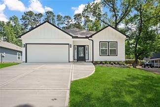 151 Popular St, Onalaska, TX 77360
