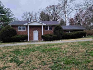 2201 Taylor Ave, Princeton, IN 47670