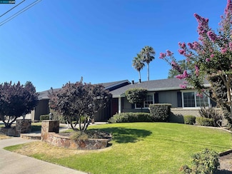 430 Warwick Dr, Walnut Creek, CA 94598