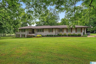 592 Roberts St, Wadley, AL 36276