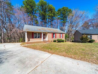 702 Selma Burke Ln, Matthews, NC 28105