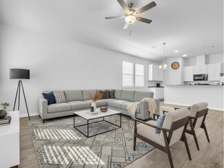 740 Brown Rd, Dayton, TX 77535