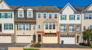 14127 Catbird Dr, Gainesville, VA 20155