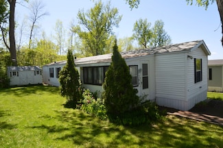 384 Penny Ln, Shelburne, VT 05482