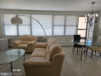 7900 Old York Rd, Elkins Park, PA 19027