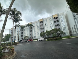 9725 NW 52nd St Unit 312, Doral, FL 33178