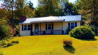 3 Ferncliff Dr, Franklin, NH 03235