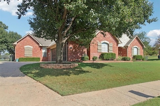 409 Heritage Green Rd, Edmond, OK 73003