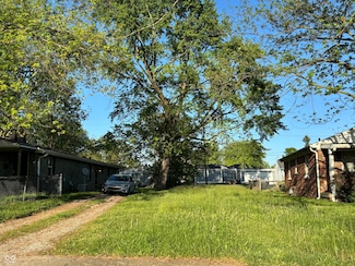 2527 N Tacoma Ave, Indianapolis, IN 46218