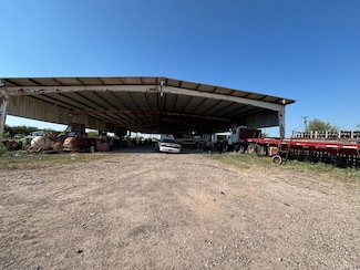 15661 N Us Hwy 277, Quemado, TX 78877