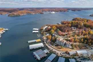 10 Wheel House Cir Unit 4B, Lake Ozark, MO 65049