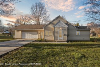 805 E Emerson St, Ithaca, MI 48847