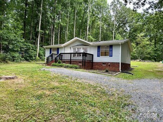 225 Crescent Heights Dr, Salisbury, NC 28146