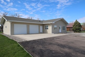 616 Chouteau Ave, Valier, MT 59486