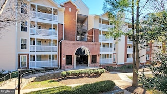 1504 Lincoln Way Unit 118, McLean, VA 22102