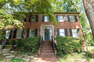 5597 Autumn Ridge Dr, Newburgh, IN 47630