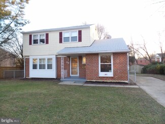 98 Saratoga Rd, Stratford, NJ 08084