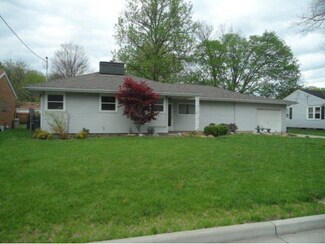 32 Catalpa Ave, Greendale, IN 47025