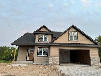 1036 Waterstone Ct, Pewaukee, WI 53072