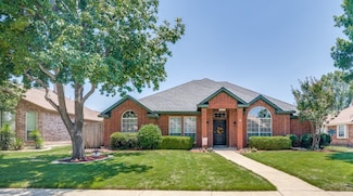 6110 Faringdon Ln, Rowlett, TX 75089