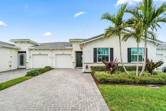 7113 Peters Ln, Delray Beach, FL 33446
