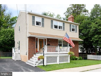 529 Penn Ave, Swarthmore, PA 19081