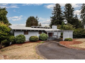 52028 SW Bonnie Ln, Scappoose, OR 97056