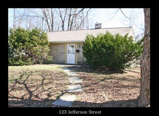 123 S Jefferson St, Bloomington, IN 47408