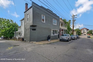 118 Saint Frances Cabrini Ave, Scranton, PA 18504