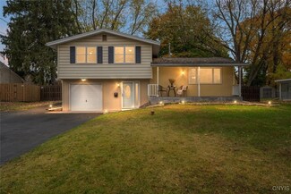 7189 Rosewood Cir, Syracuse, NY 13212